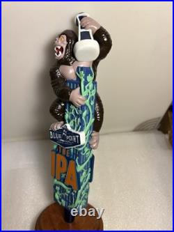 BLUE POINT THE IPA KING KONG GORILLA GONE BAD draft beer tap handle. NEW YORK
