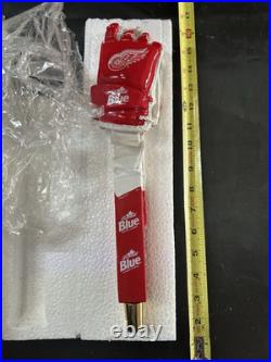 BRAND NEW Labatt Blue NHL Detroit Red Wings Hockey Goalie Glove Beer Tap Handle