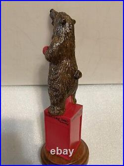 BRAWLING BEAR HEAVYWEIGHT CHAMPION BOXING BROWN BEAR beer tap handle. MARYLAND