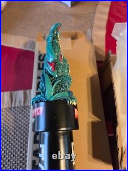 DEFECTIVE ROGUE BATSQUATCH HAZY IPA BEER TAP Handle Brand in Original G3D