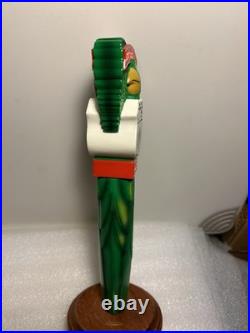 GREEN PARROT SESSION ALE GREEN PARROT draft beer tap handle. NEW ENGLAND