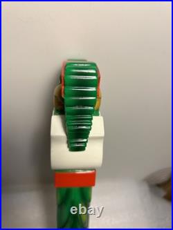 GREEN PARROT SESSION ALE GREEN PARROT draft beer tap handle. NEW ENGLAND