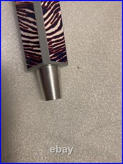 LABATT BLUE BUFFALO BILLS NFL TEAM PLAYER Draft beer tap handle. USA/CANADA