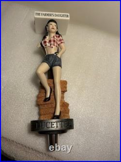 LUCETTE BREWING THE FARMERS DAUGHTER LUCETTE draft beer tap handle. WISCONSIN