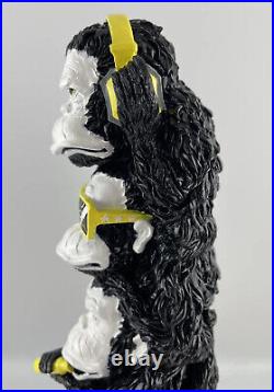 London Fields 3 Weiss Monkeys Draft Beer Tap Handle Figural Beer Tap Handle
