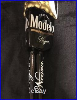 MODELO ESPECIAL & NEGRA MODELO DUAL SKULLS DIA DE LOS MUERTOS Beer Tap Handles