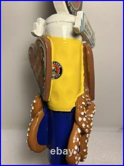 PAULANER MUNCHEN OKTOBERFEST BEER AND PRETZELS draft beer tap handle. GERMANY