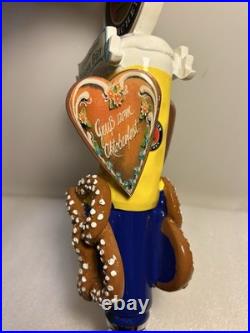 PAULANER MUNCHEN OKTOBERFEST BEER AND PRETZELS draft beer tap handle. GERMANY