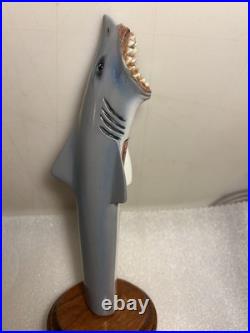 RARE WIDMER BROS. GREAT WHITE SHARK HEFEWEIZEN draft beer tap handle. OREGON