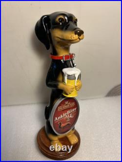 THREE III DACHSHUNDS ANKLE BITER BLACK & TAN draft beer tap handle. WISCONSIN THREE III DACHSHUNDS ANKLE BITER BLACK & TAN draft beer tap handle. WISCONSIN