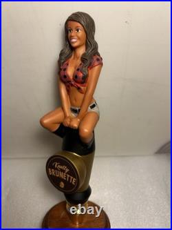 TWIN PEAKS BREWING KNOTTY BRUNETTE HOMETOWN GIRL draft beer tap handle. TEXAS