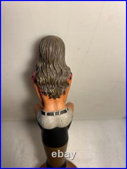 TWIN PEAKS BREWING KNOTTY BRUNETTE HOMETOWN GIRL draft beer tap handle. TEXAS